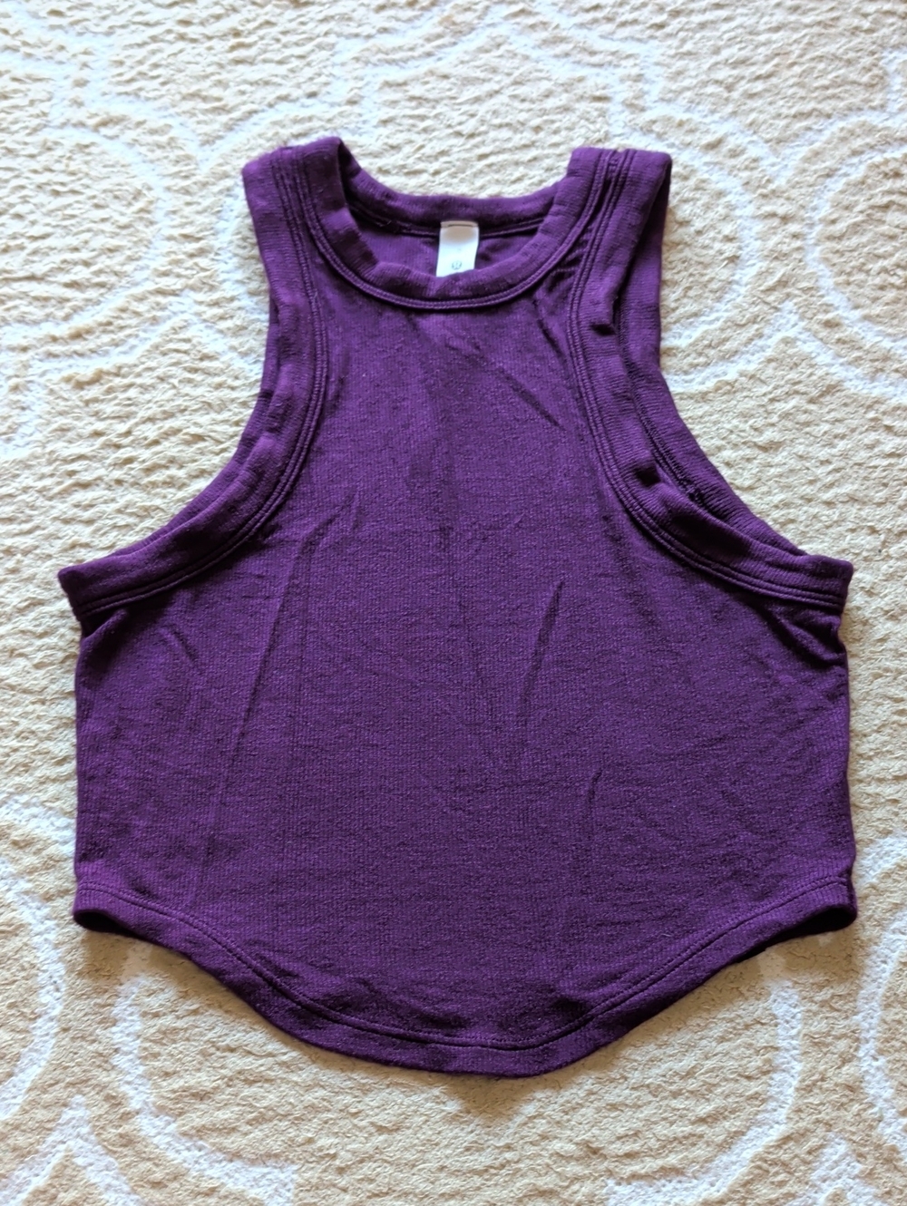 Lululemon Hold Tight Cropped Tank Top Dramatic Magenta EUC - Picture 2 of 5